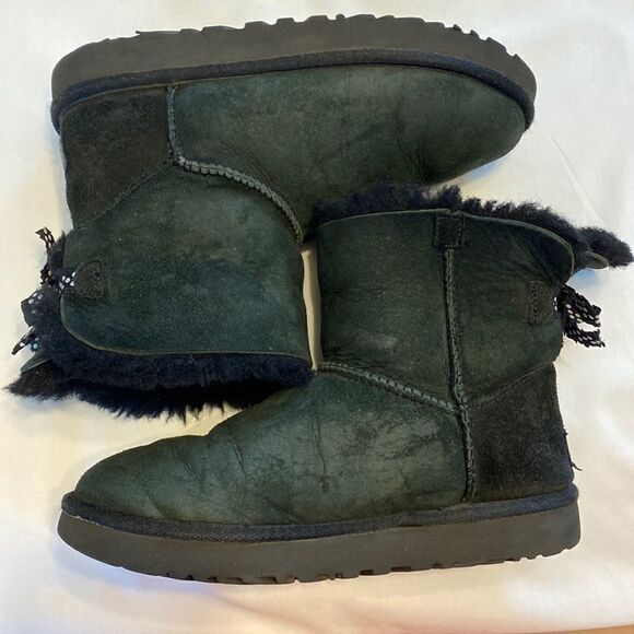 UGG Mini Bailey Boots  - Picture 2 of 7